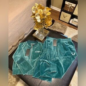 NWT True Religion Women's Velour Tracksuit Pant/Jacket Ivy Green Sz Med